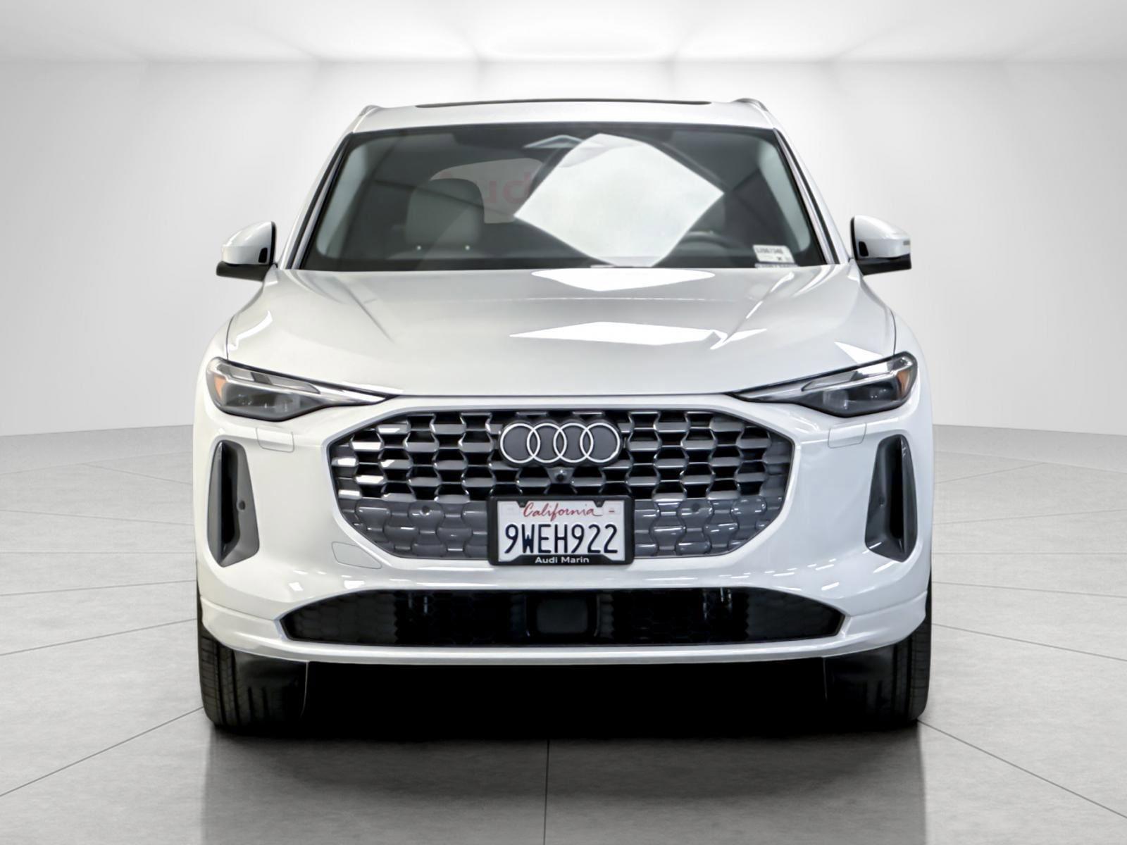 Certified 2025 Audi Q5 Premium w/ Convenience Package image 8