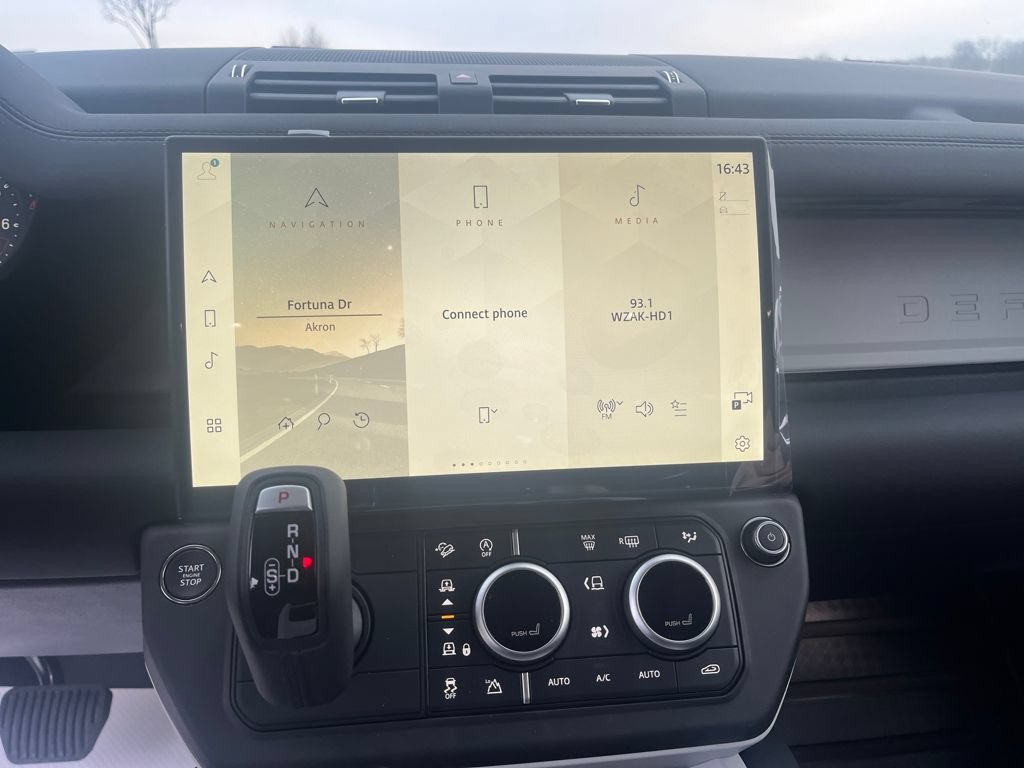 New 2026 Land Rover Defender 130 S AWD/4WD image 17