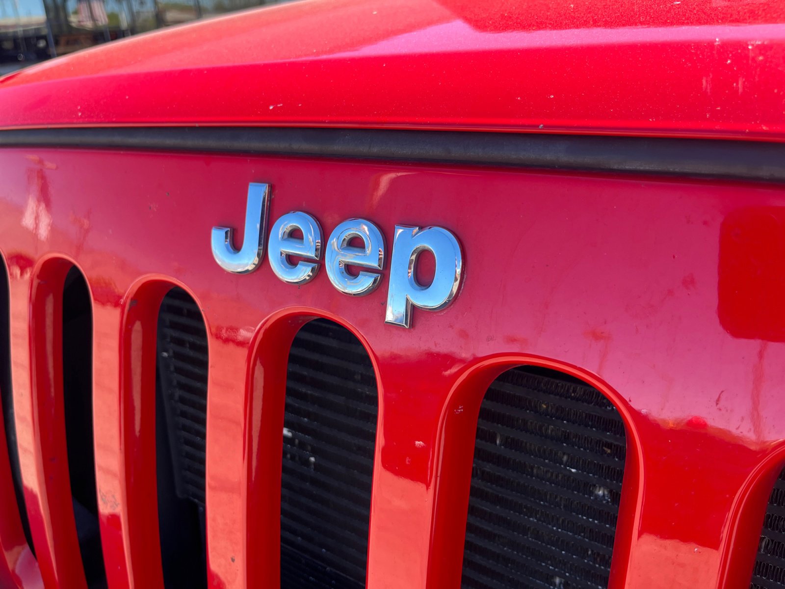 Used 2017 Jeep Wrangler Unlimited Rubicon w/ Connectivity Group image 23