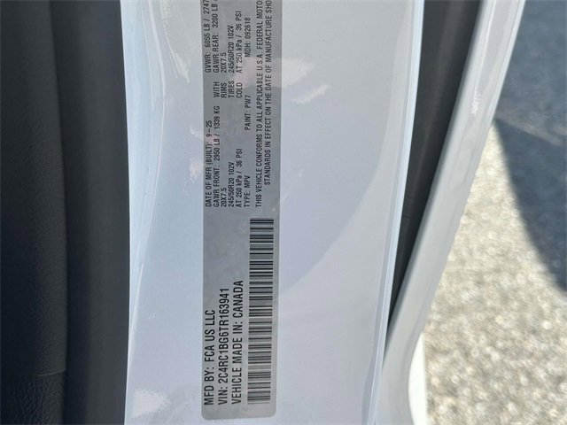 New 2026 Chrysler Pacifica Select image 40