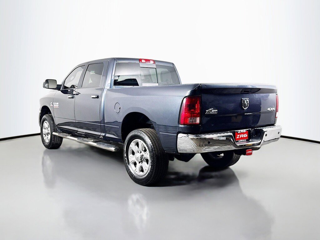 Used 2017 RAM 3500 Big Horn image 3