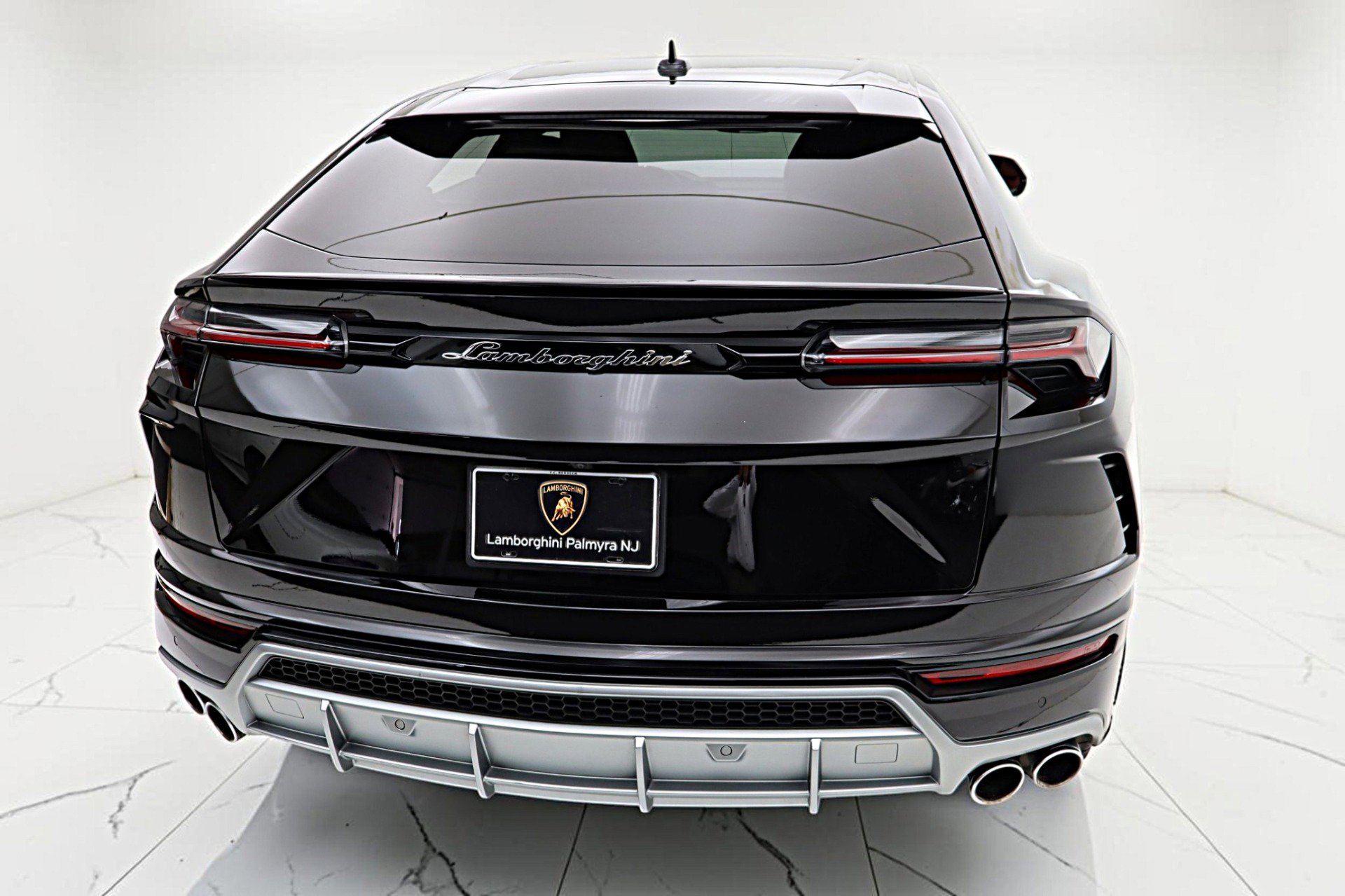Used 2019 Lamborghini Urus AWD/4WD image 22