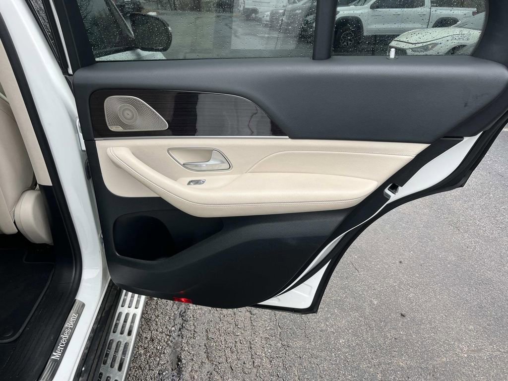 Used 2022 Mercedes-Benz GLE 350 4MATIC image 19