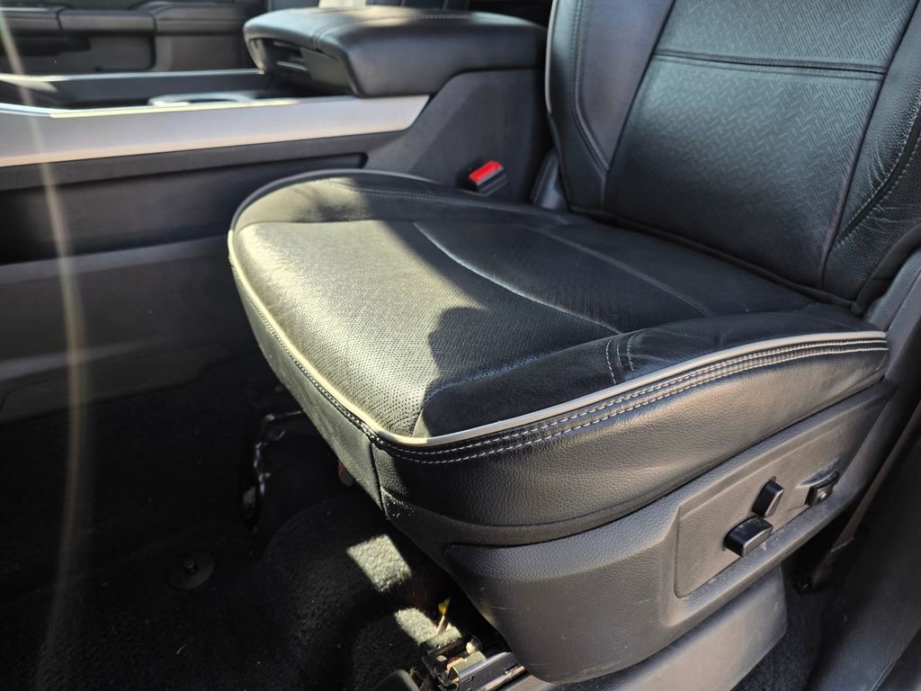 Used 2019 RAM 3500 Laramie image 21