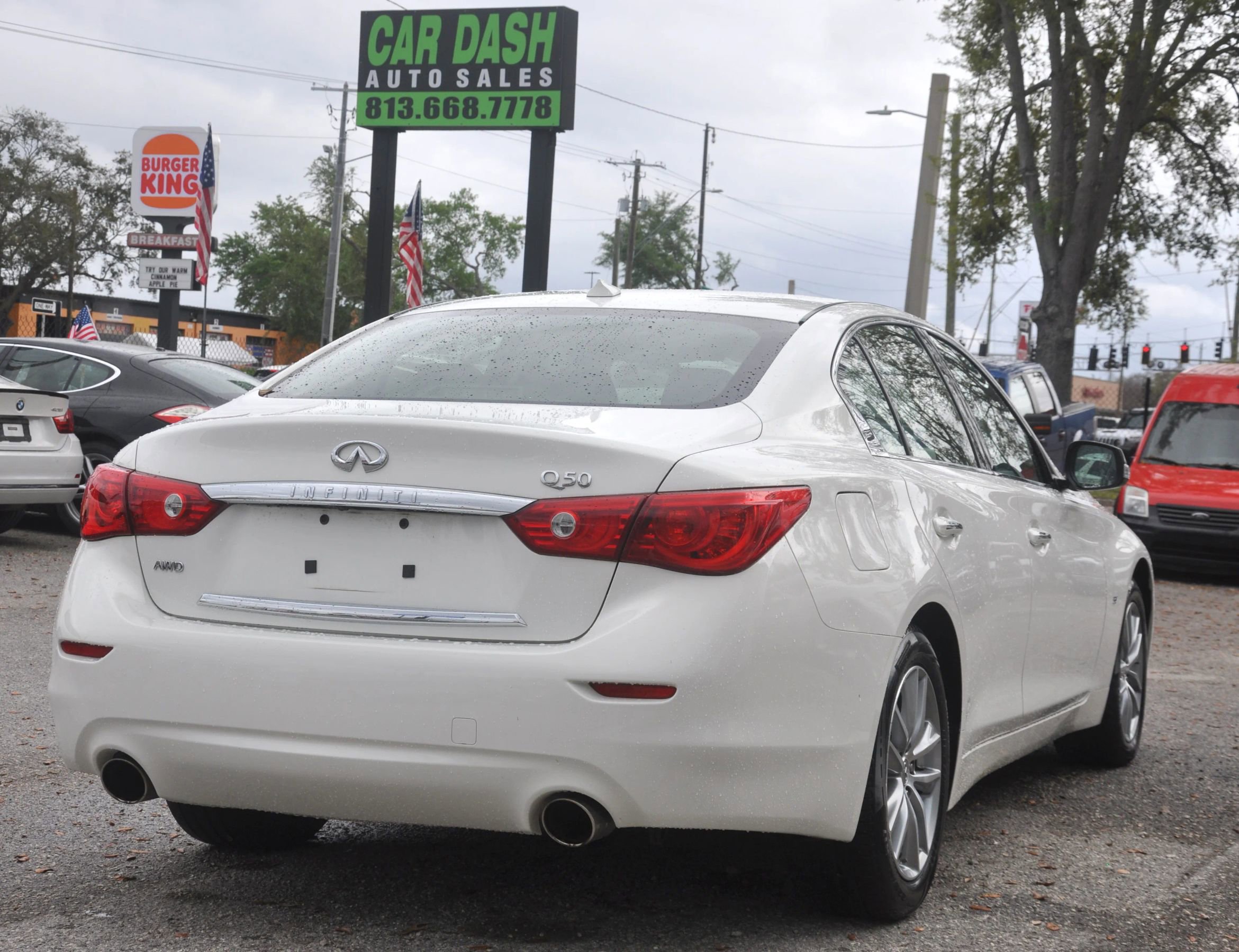 Used 2014 INFINITI Q50 Premium w/ Navigation Package image 13