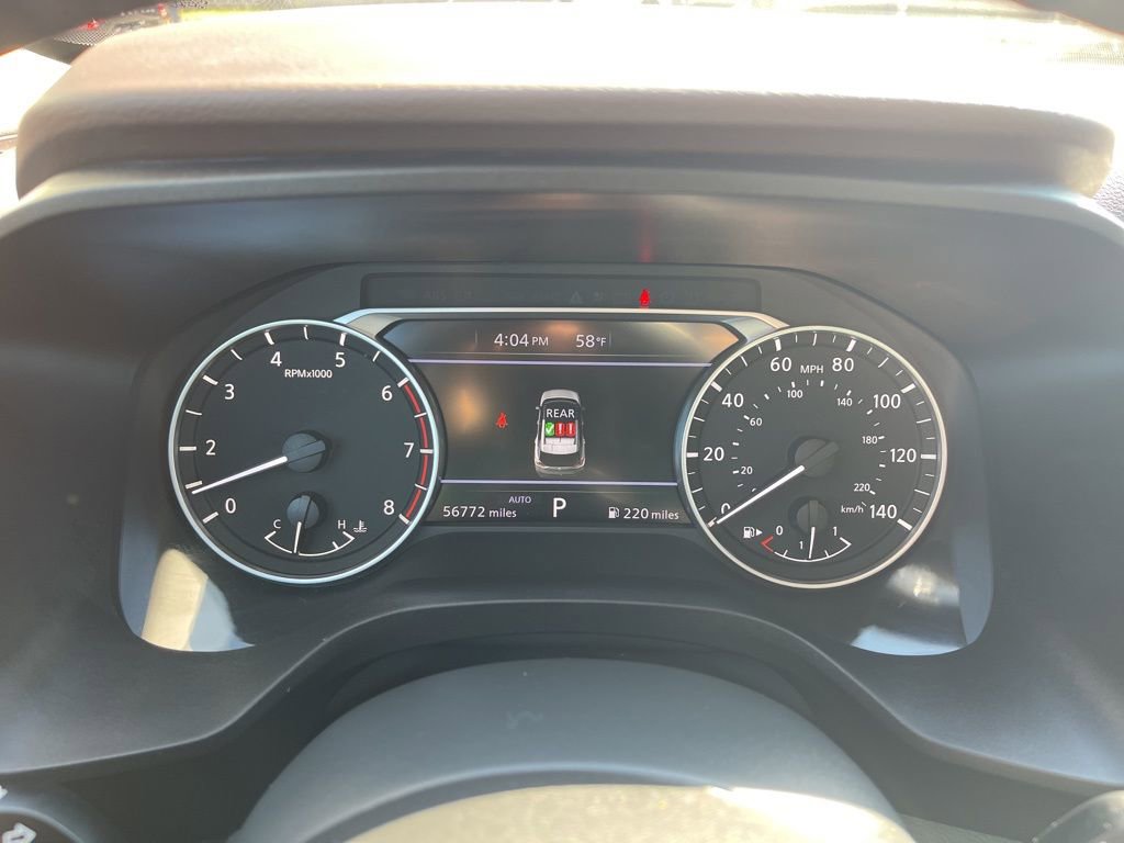 Used 2023 Nissan Rogue SL image 9