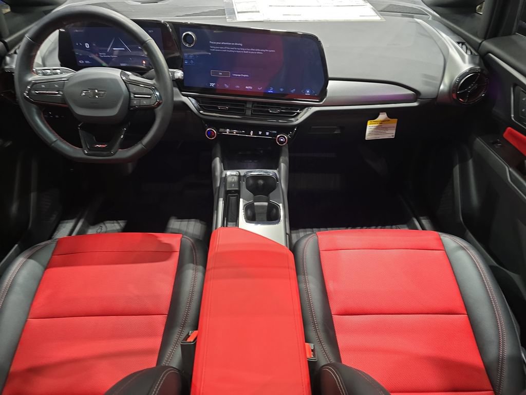 New 2025 Chevrolet Equinox EV RS w/ LPO, Illumination Package AWD/4WD image 9