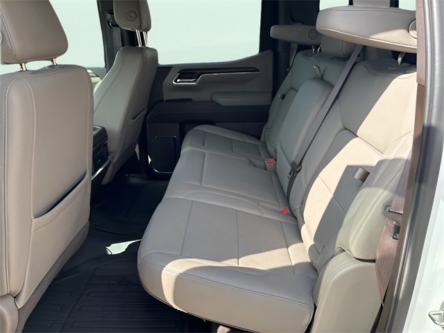 Used 2022 GMC Sierra 1500 SLT w/ SLT Premium Plus Package image 16