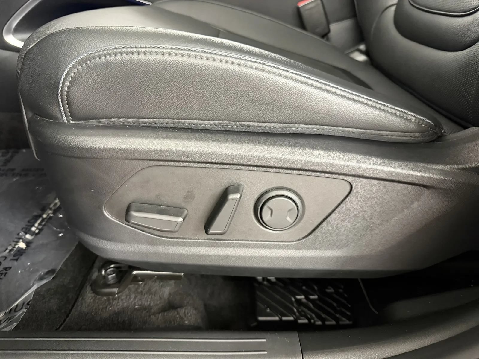 Used 2024 Hyundai Tucson Limited AWD/4WD image 14