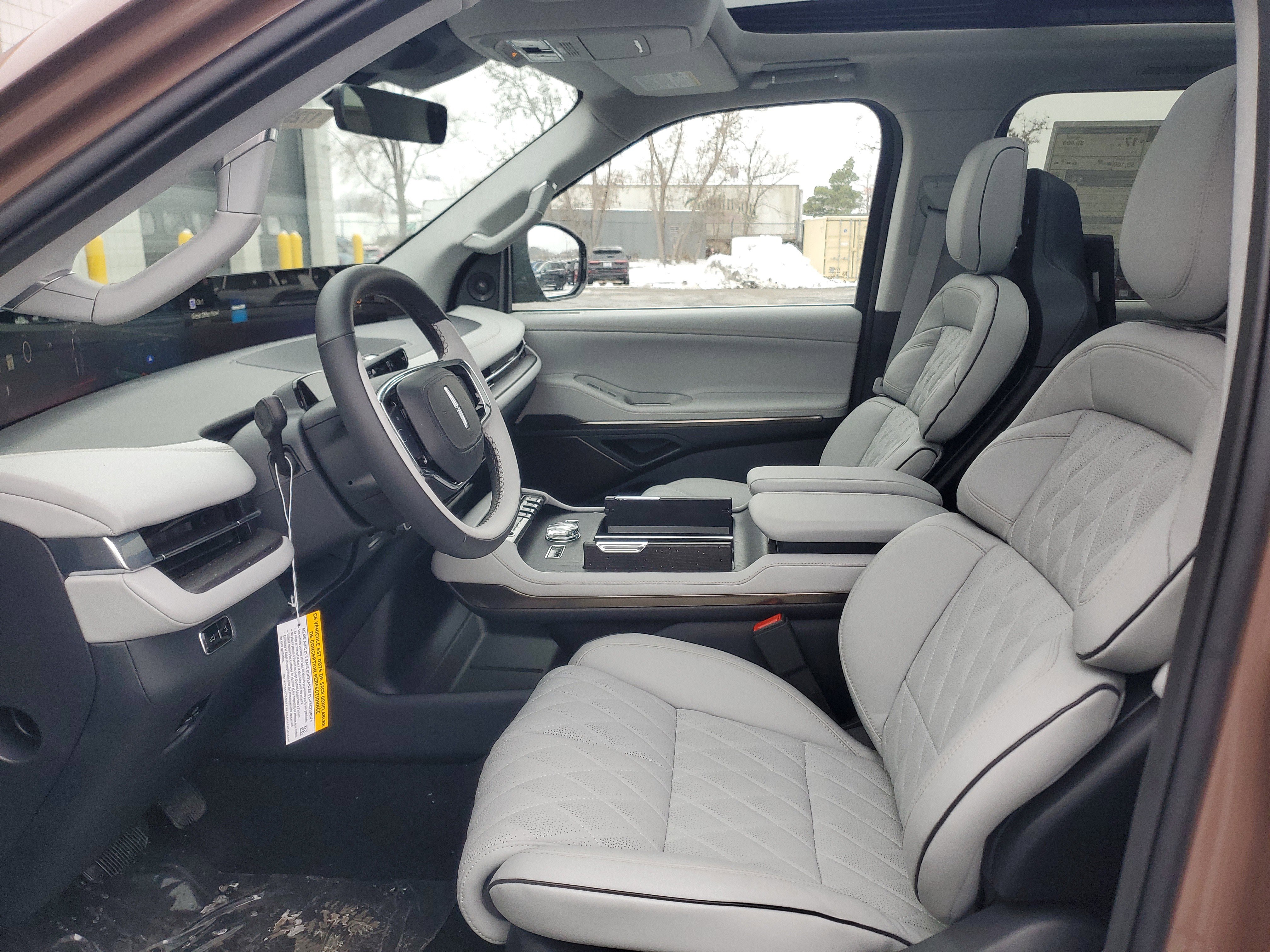 New 2025 Lincoln Navigator L Black Label image 12