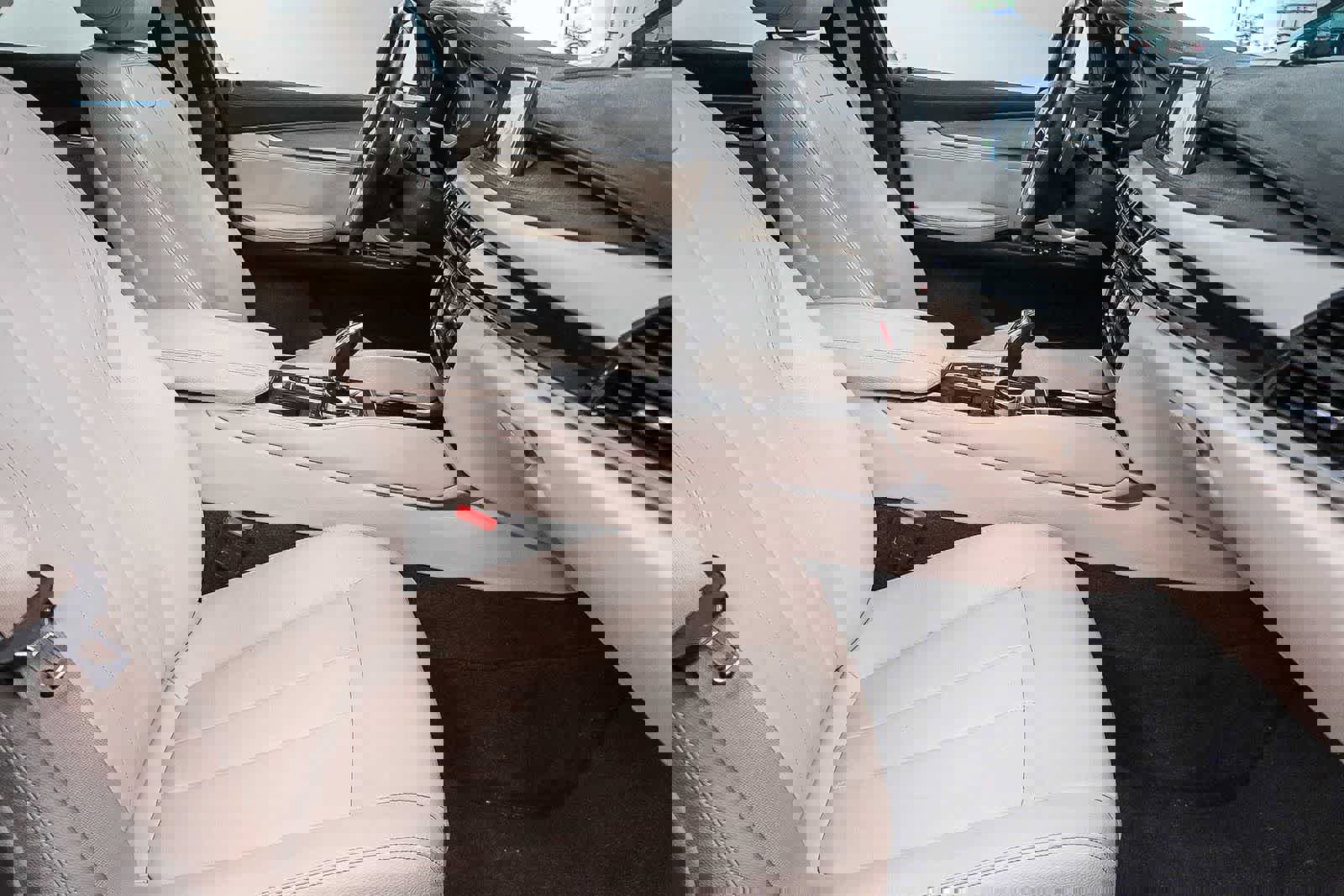 Used 2019 BMW X6 xDrive35i w/ Premium Package image 19