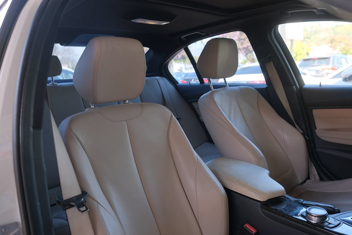 Used 2015 BMW 335i Sedan RWD image 26
