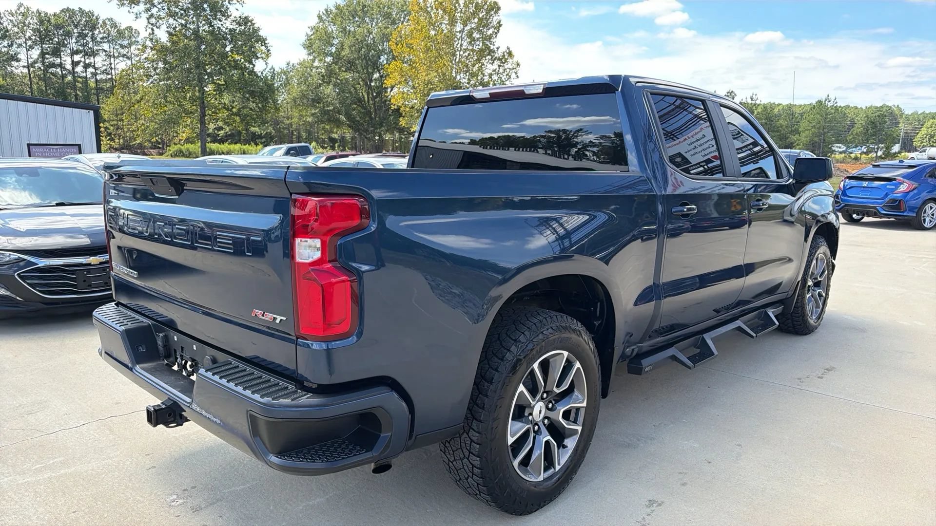 Used 2019 Chevrolet Silverado 1500 RST w/ All-Star Edition RWD image 4