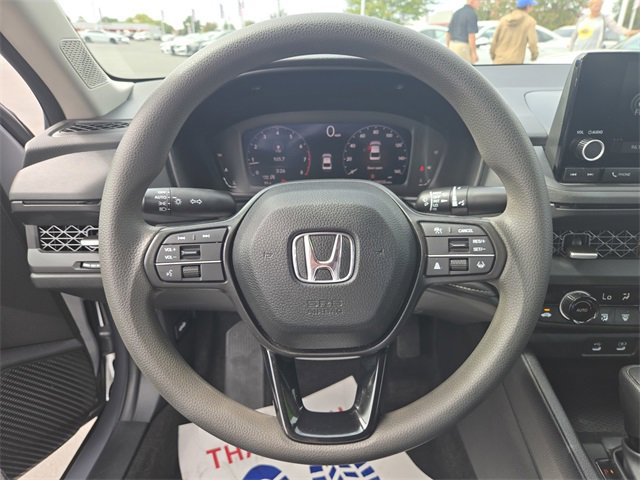 Used 2023 Honda Accord EX image 25