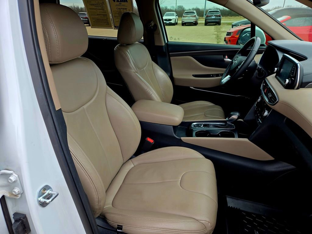 Used 2020 Hyundai Santa Fe SEL w/ Convenience Package image 28