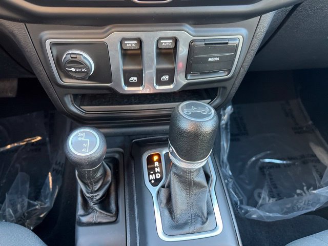 Used 2018 Jeep Wrangler Sport AWD/4WD image 44