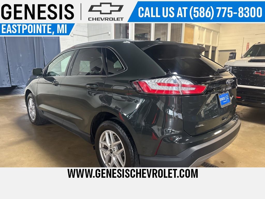Used 2024 Ford Edge SEL w/ Convenience Package image 2