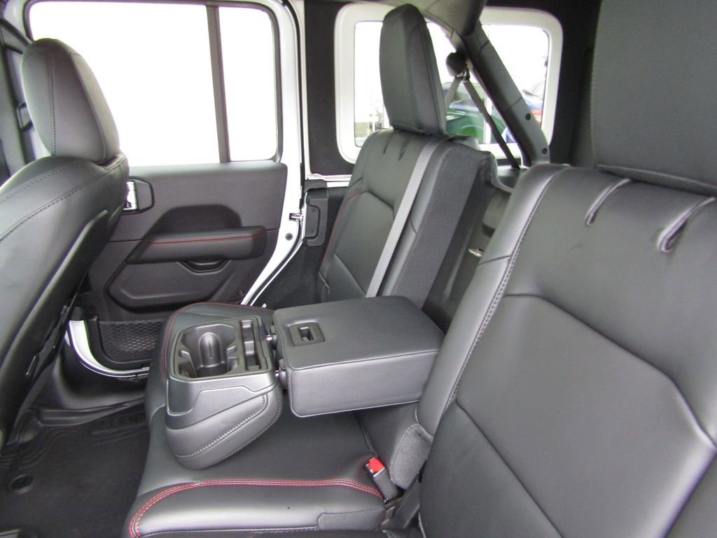 New 2026 Jeep Wrangler Unlimited Rubicon image 32