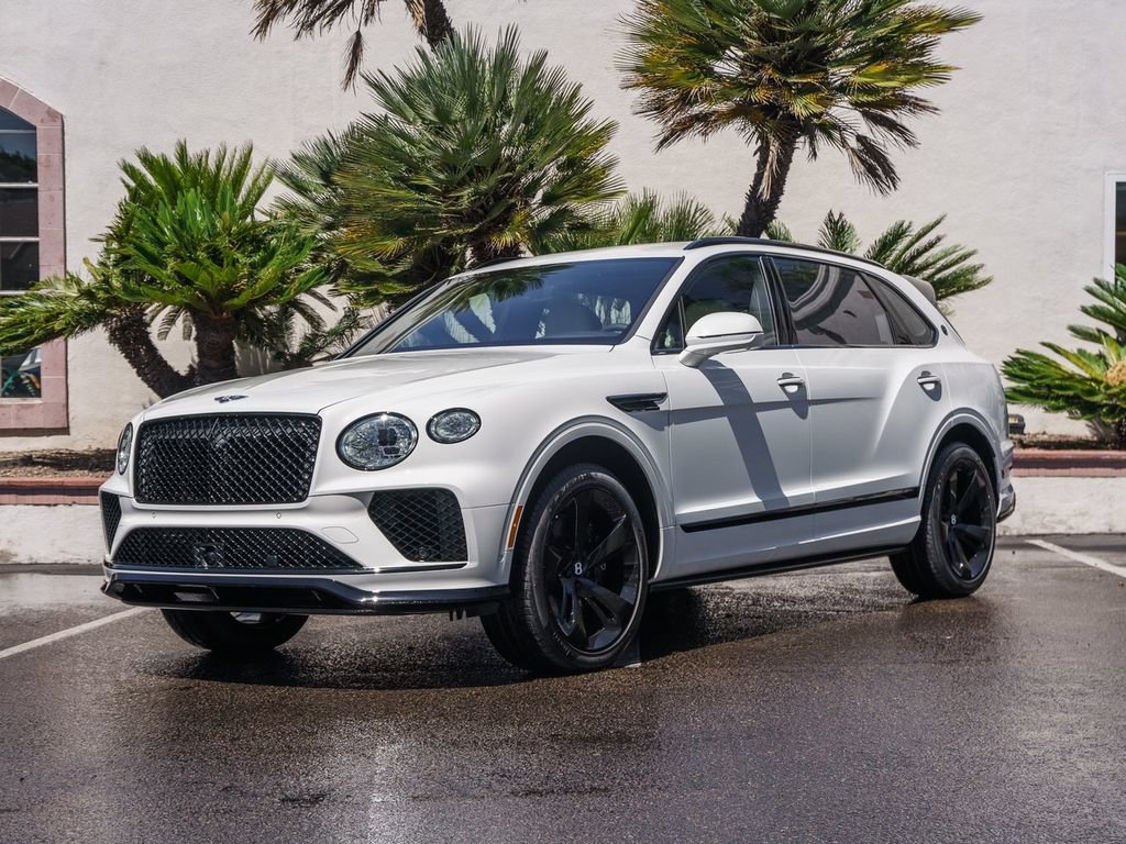 Used 2025 Bentley Bentayga Extended Wheelbase AWD/4WD image 36