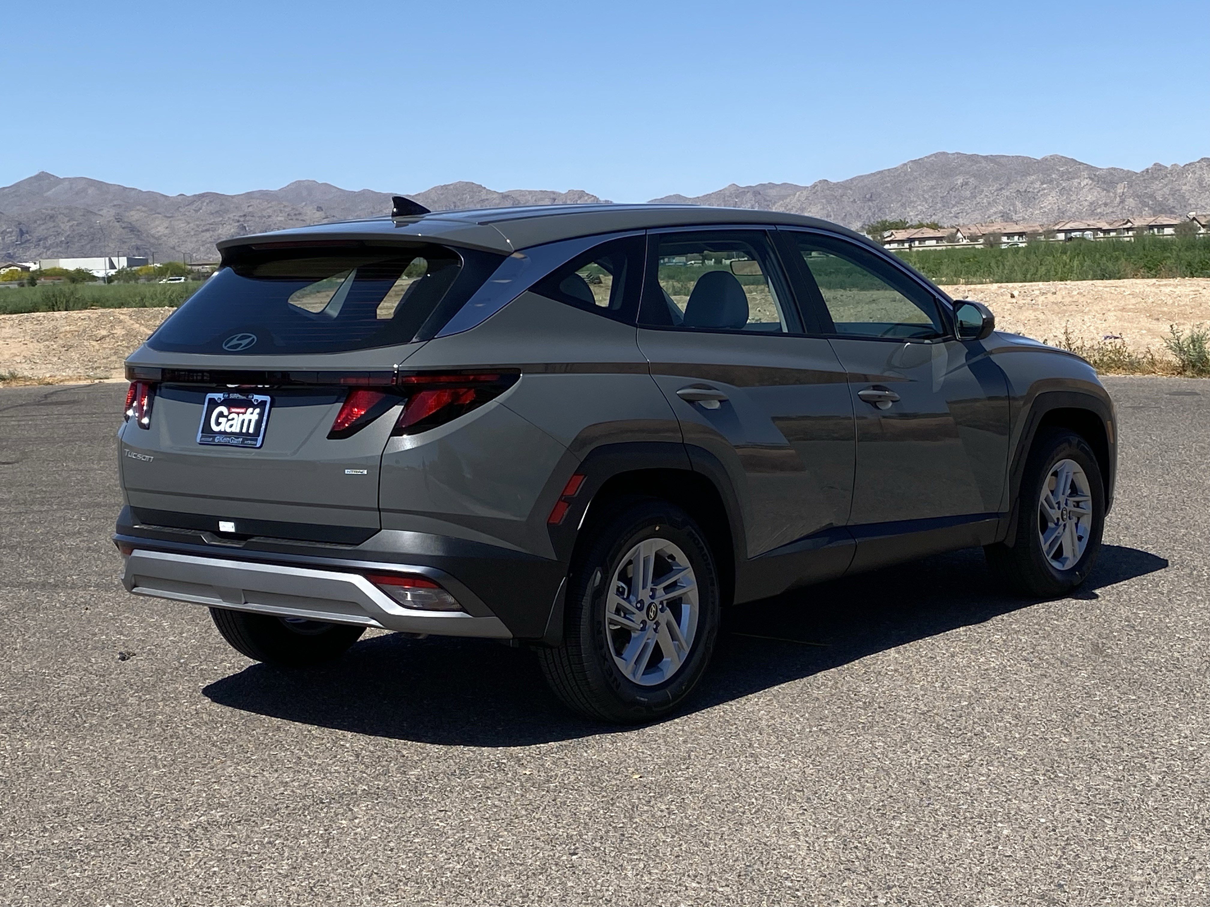 Certified 2026 Hyundai Tucson SE video 3