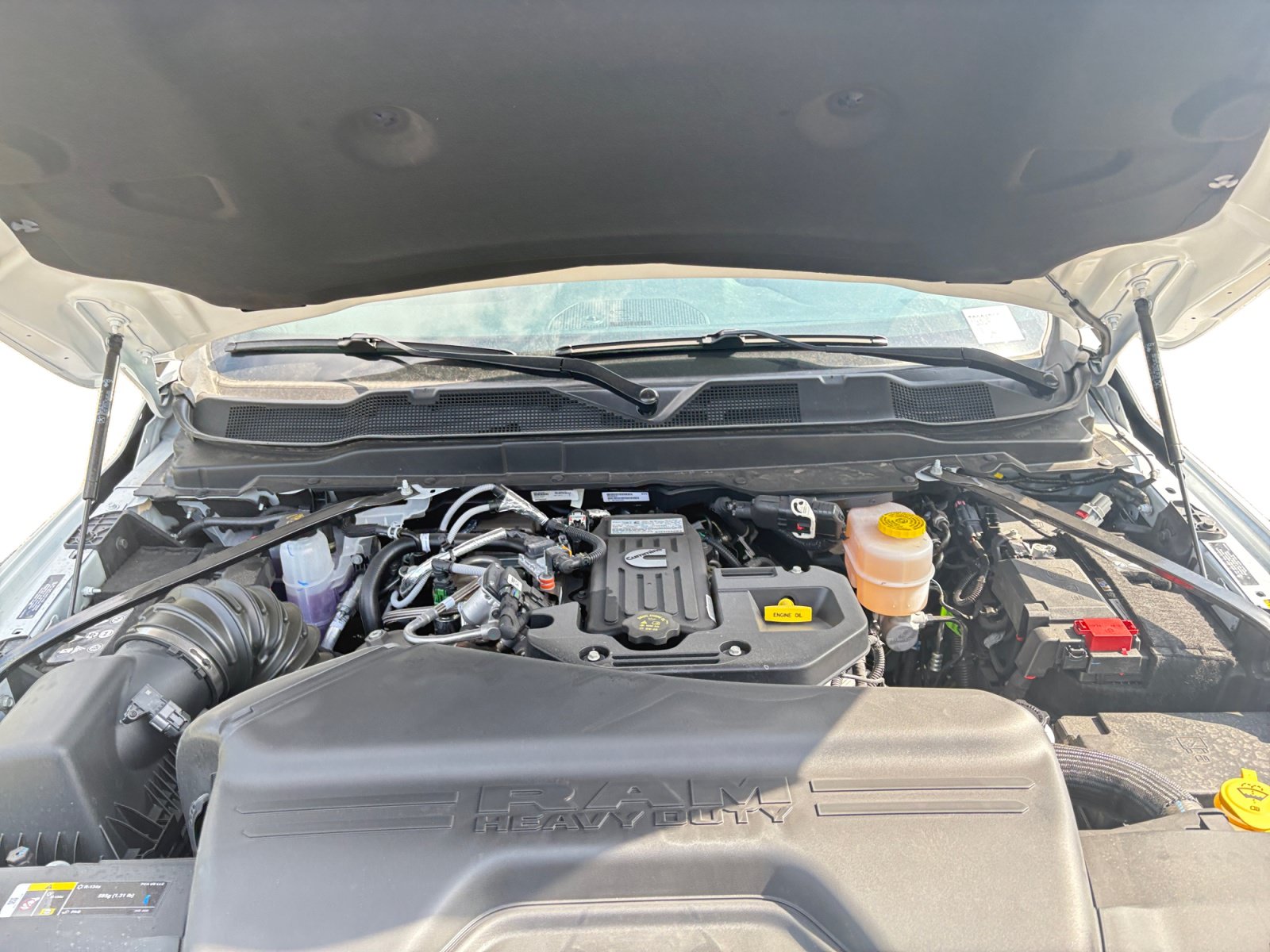 New 2026 RAM 3500 Tradesman AWD/4WD image 23