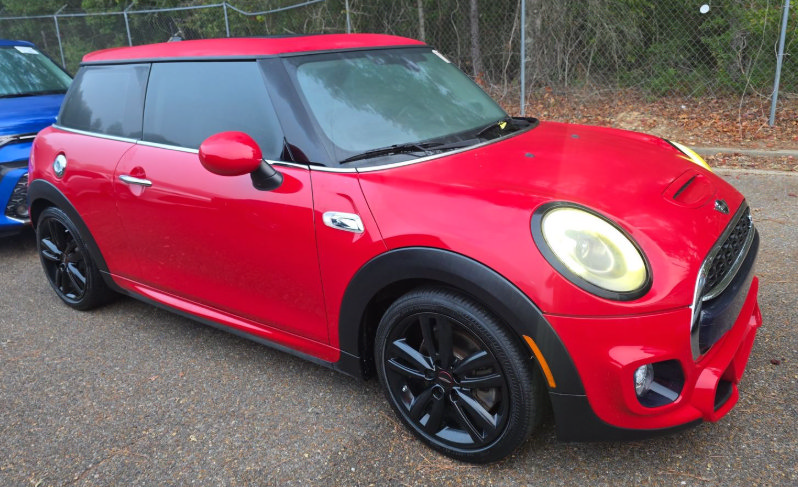 Used 2017 MINI Cooper S FWD image 1