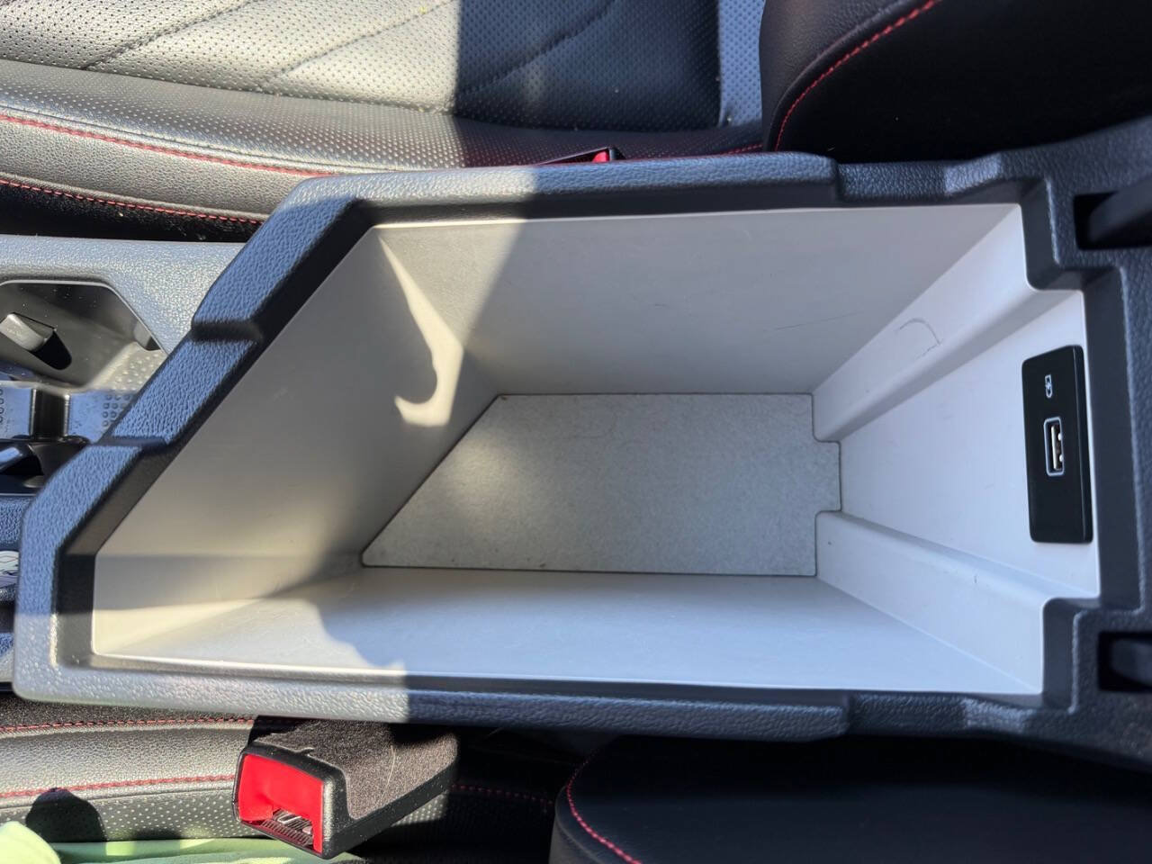 Used 2019 Volkswagen Jetta GLI Autobahn FWD image 41