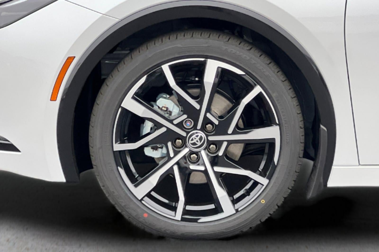 New 2026 Toyota Prius Plug-In Hybrid FWD image 33