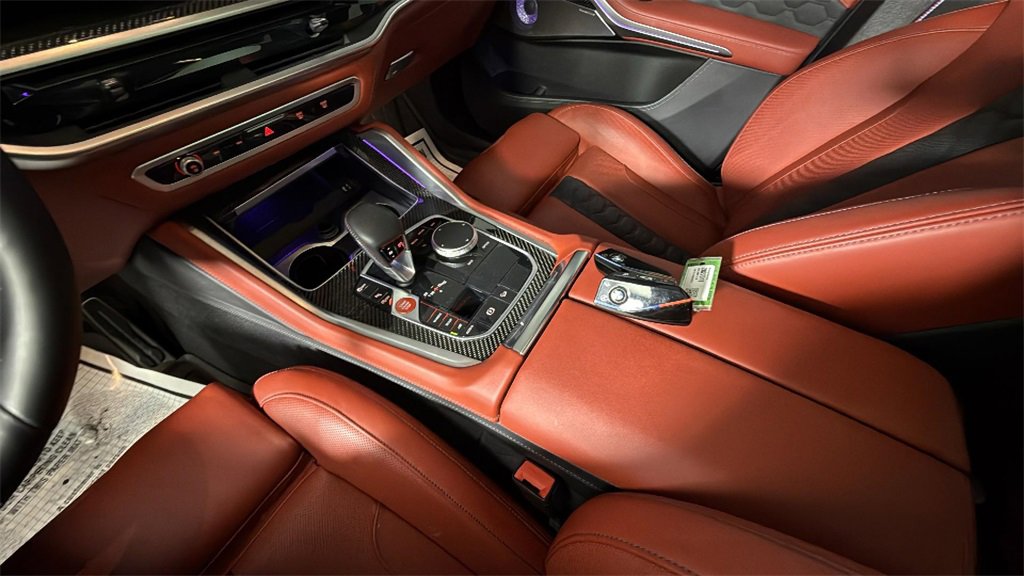 Used 2025 BMW X5 M Competition w/ Executive Package image 22