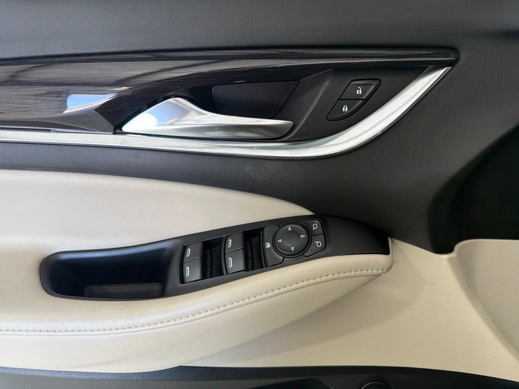 Used 2020 Buick Enclave Essence w/ Trailering Package, 5000 lbs. FWD image 21