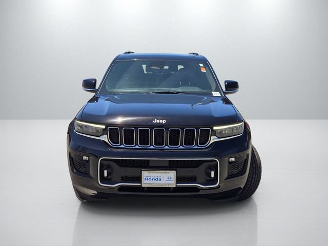 Used 2024 Jeep Grand Cherokee L Overland w/ Trailer Tow Package AWD/4WD image 2