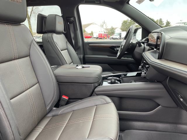 New 2026 Chevrolet Suburban High Country image 23