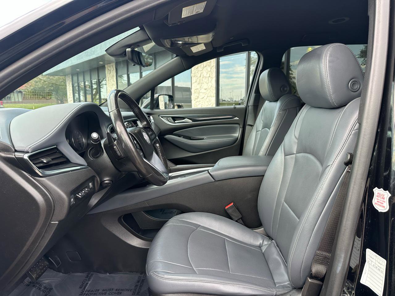 Used 2022 Buick Enclave Premium FWD image 2