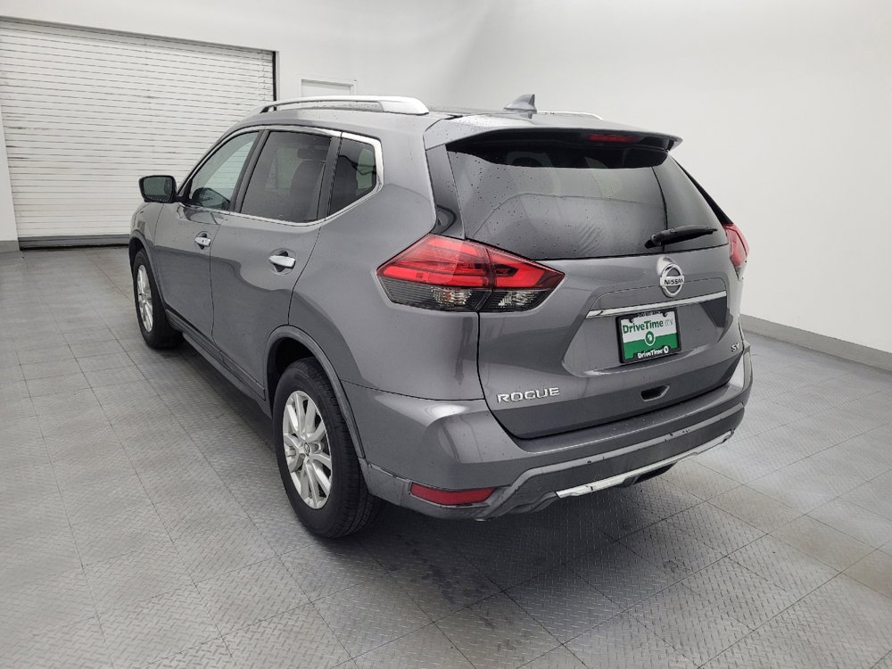 Used 2017 Nissan Rogue SV w/ SV Premium Package FWD image 5