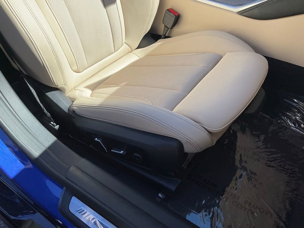 Used 2025 BMW i4 eDrive40 w/ M Sport Package image 59