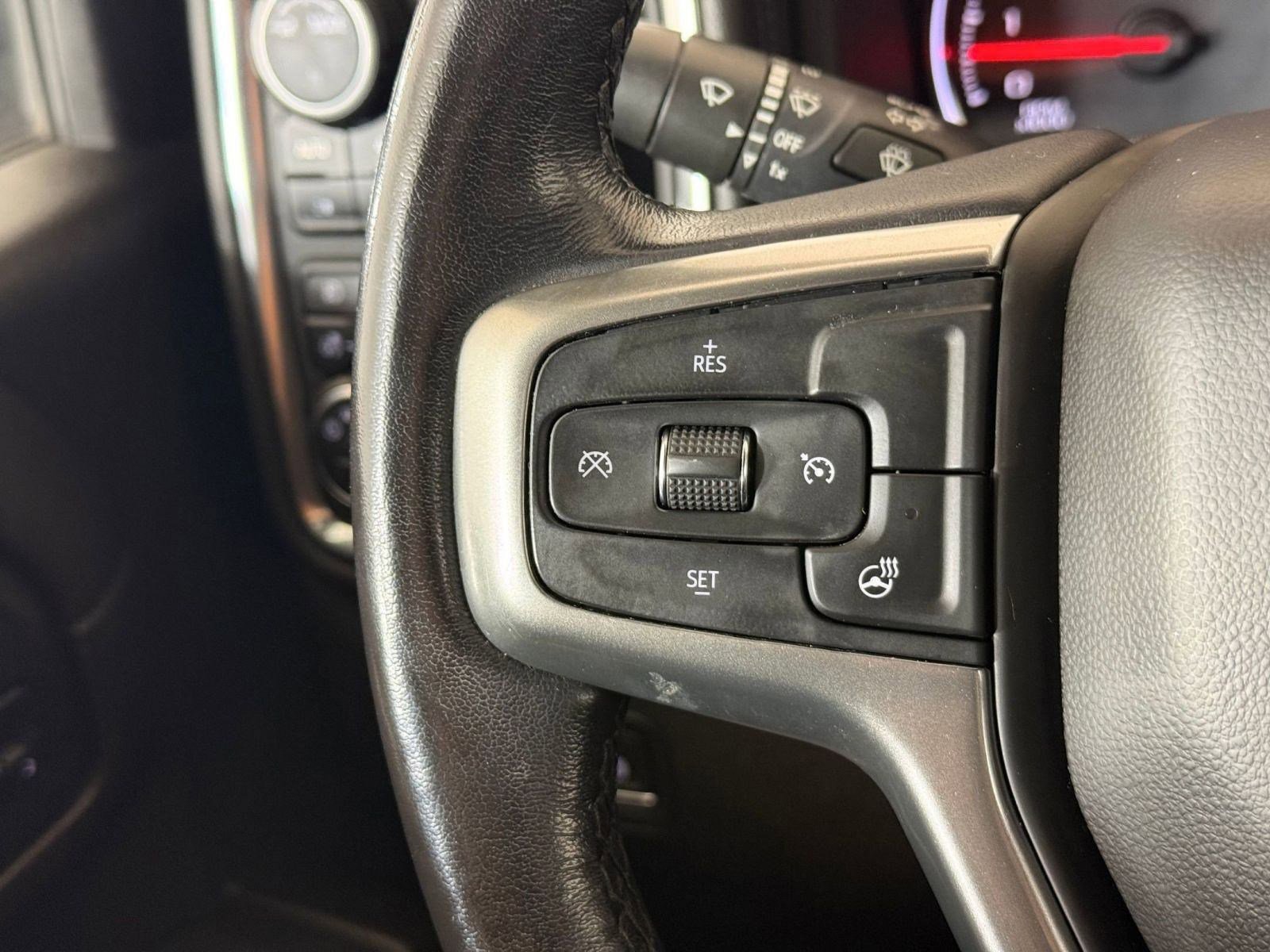 Used 2021 Chevrolet Silverado 3500 LTZ w/ LTZ Convenience Package image 15