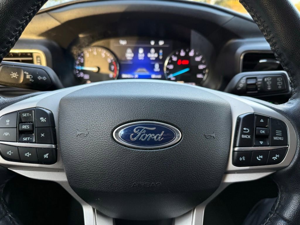 Used 2021 Ford Explorer XLT w/ Equipment Group 202A image 19