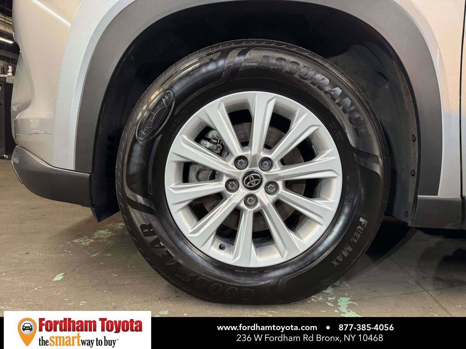 Certified 2025 Toyota Grand Highlander FWD image 9