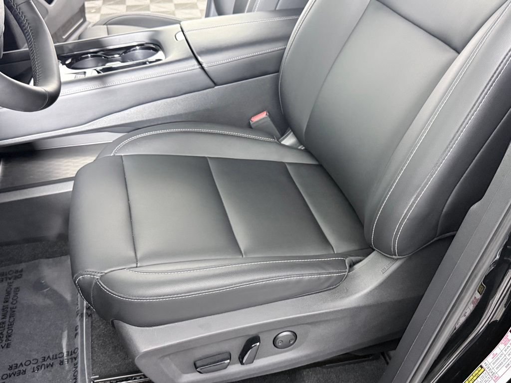 Certified 2025 Nissan Murano SV AWD/4WD image 22