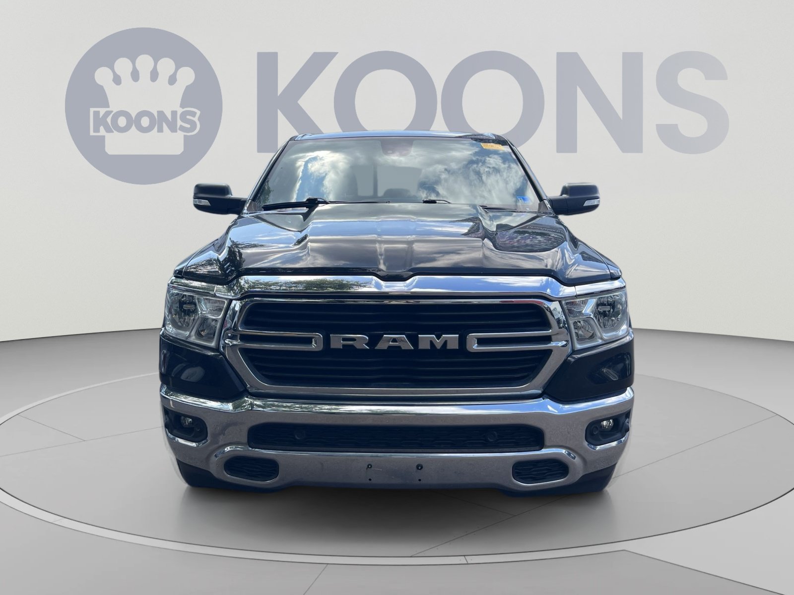 Used 2021 RAM 1500 4x4 Crew Cab image 8