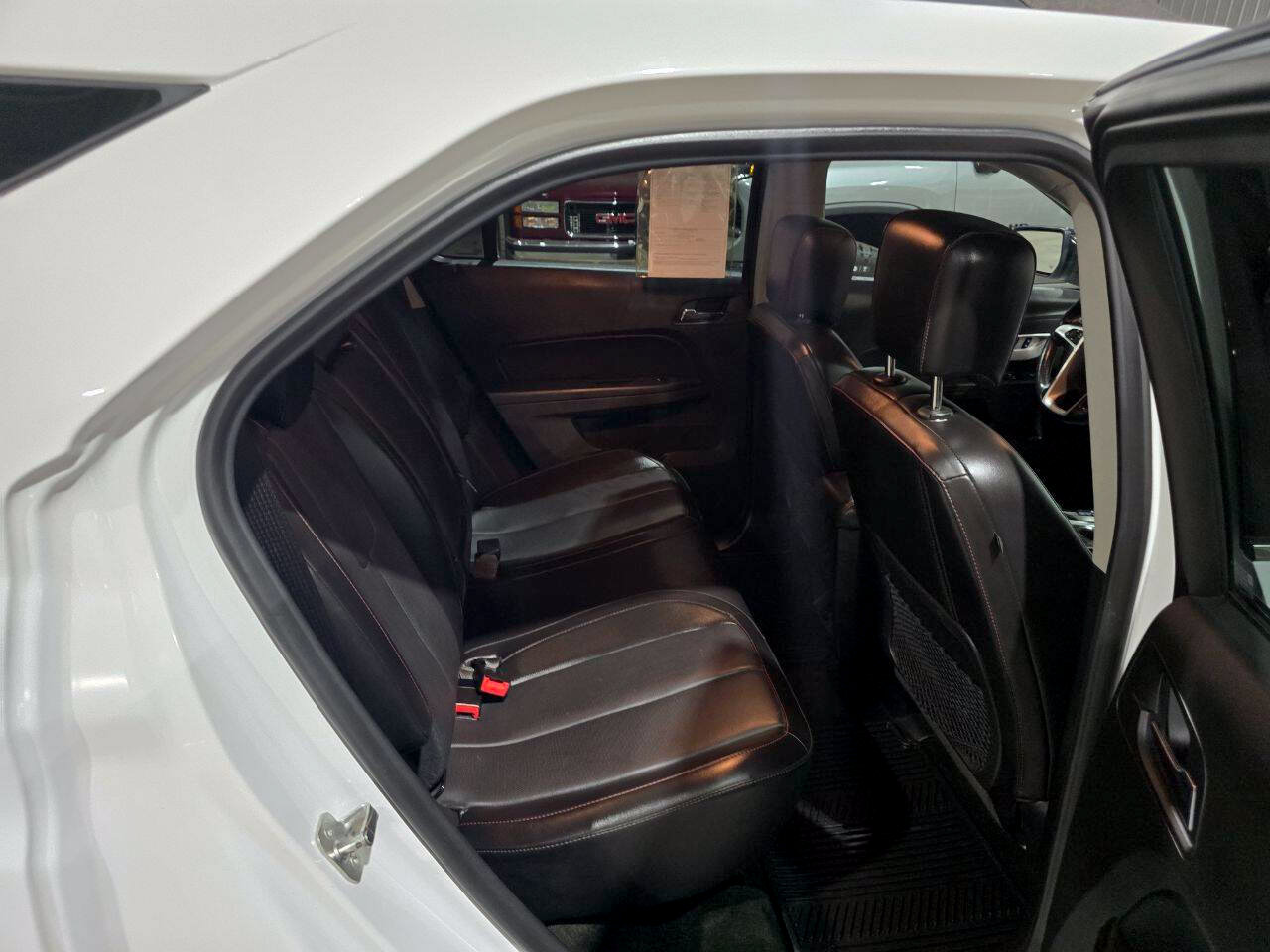 Used 2017 Chevrolet Equinox LT w/ Sport Edition AWD/4WD image 30