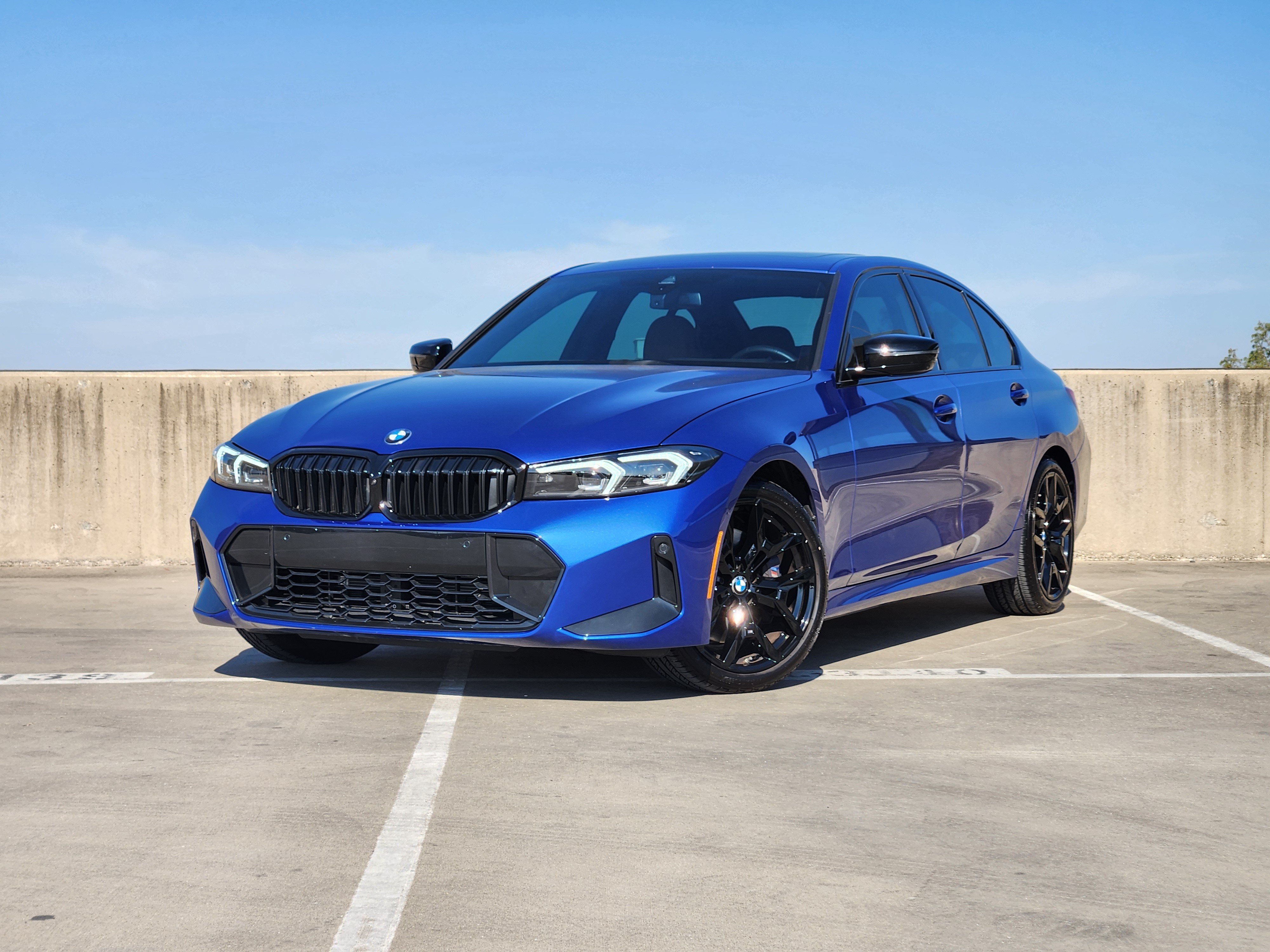 Used 2026 BMW 330i Sedan w/ M Sport Package RWD image 1