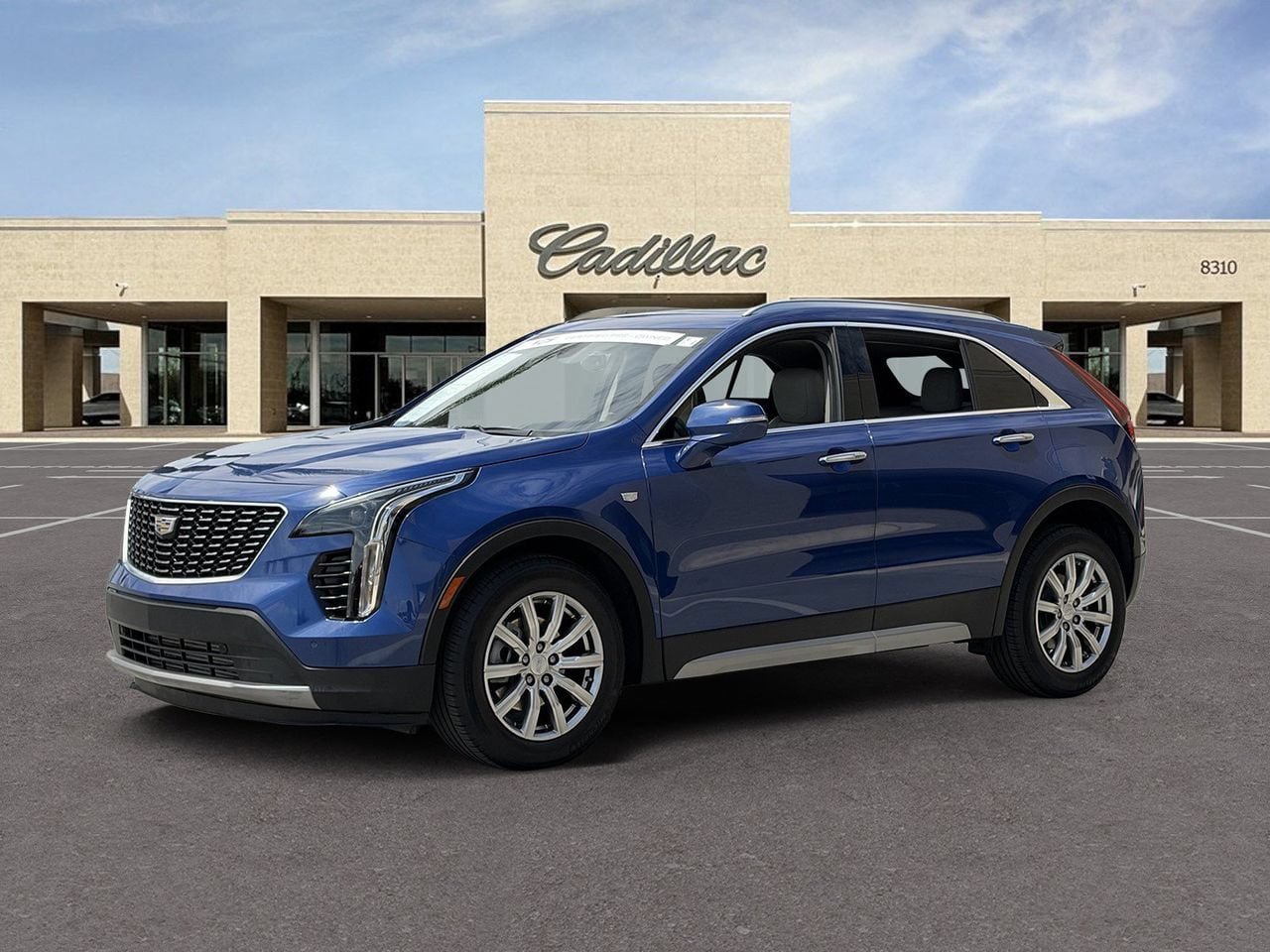Certified 2022 Cadillac XT4 Premium Luxury FWD image 34