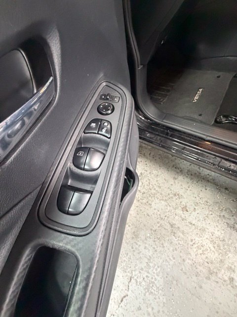 Used 2024 Nissan Versa SV FWD image 20