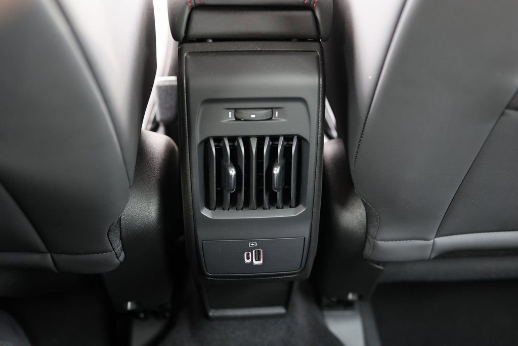 New 2024 Dodge Hornet GT Plus w/ GT Blacktop Package image 40