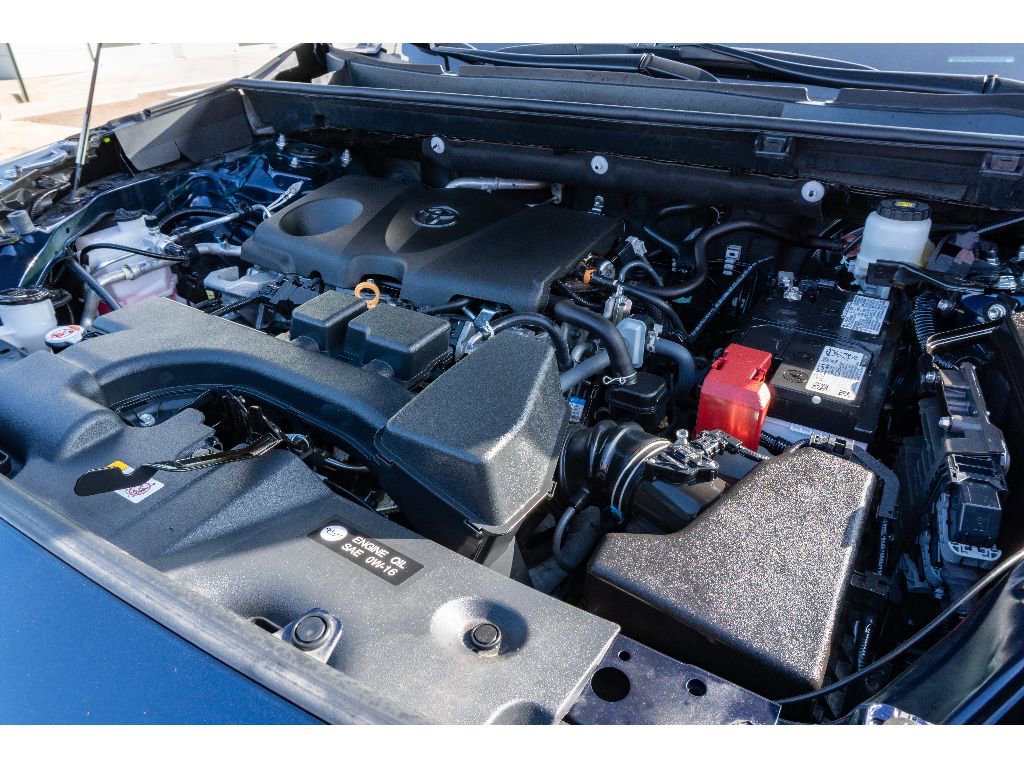 Used 2024 Toyota RAV4 XLE image 28