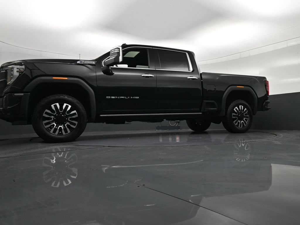 Used 2025 GMC Sierra 2500 Denali Ultimate AWD/4WD image 31