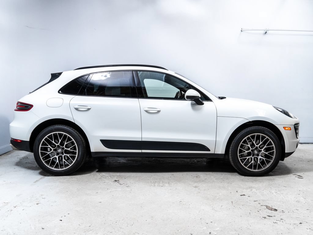 Used 2015 Porsche Macan S AWD/4WD image 8