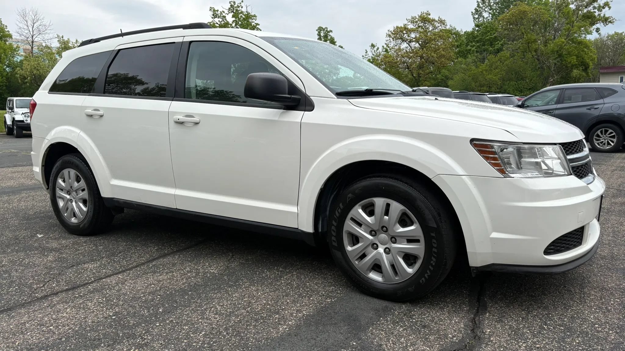Used 2020 Dodge Journey SE FWD image 12