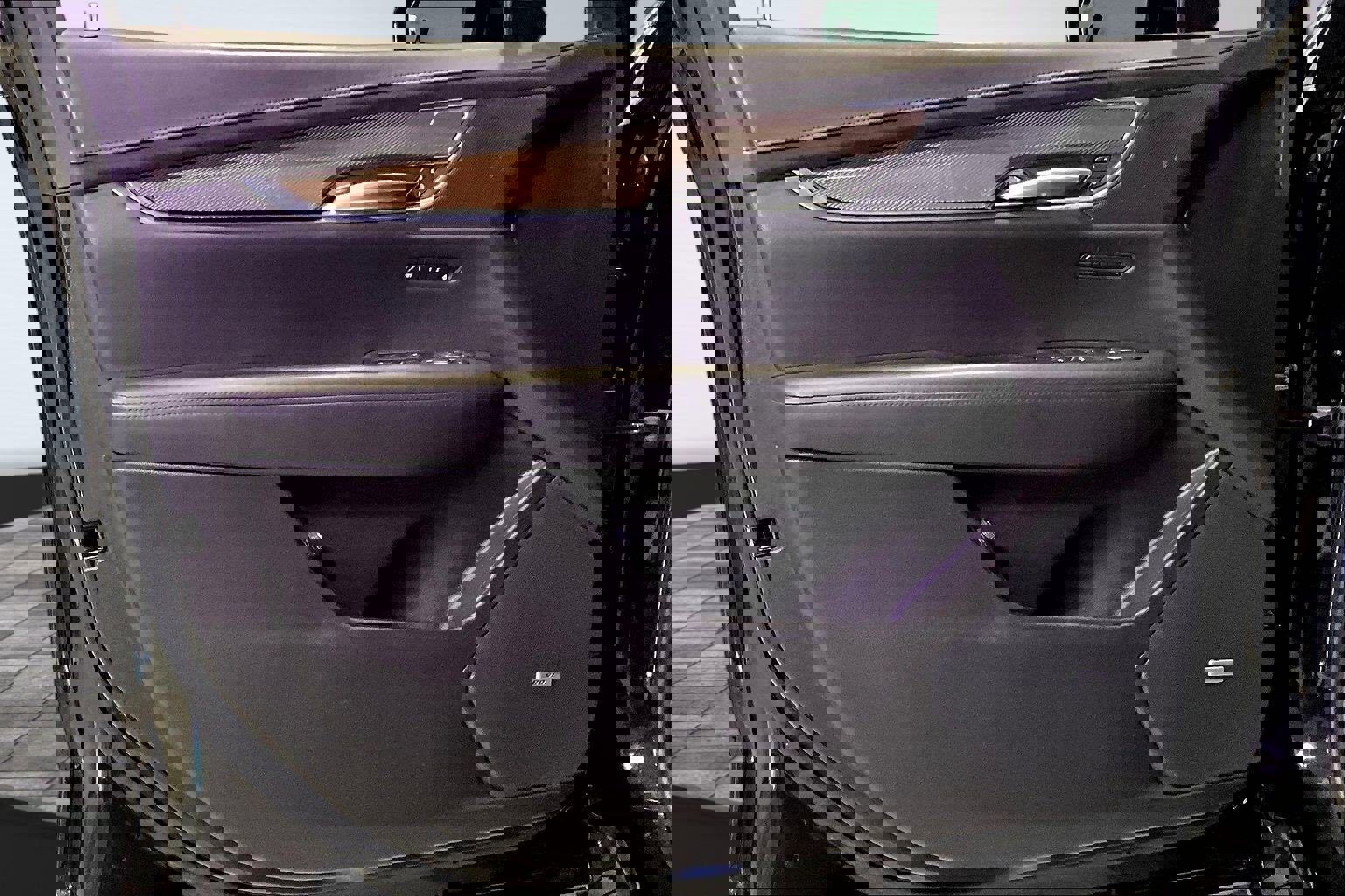 Used 2019 Cadillac XT5 Platinum AWD/4WD image 19